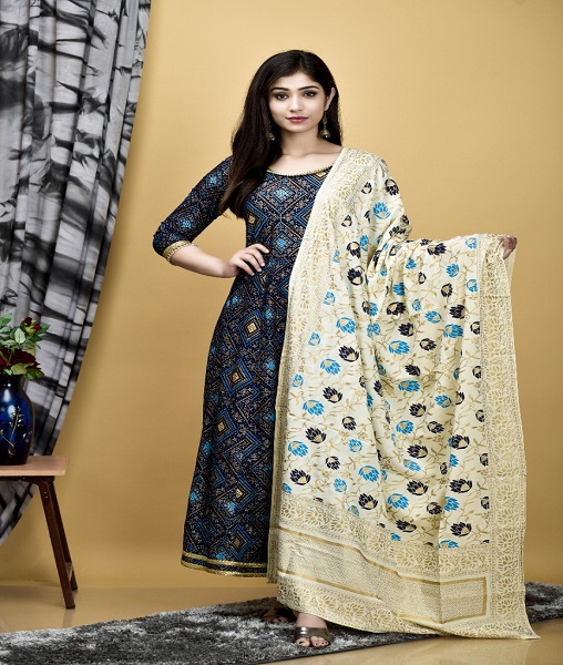 * Beautiful bandej design with reyon fabric neck heavy moti work